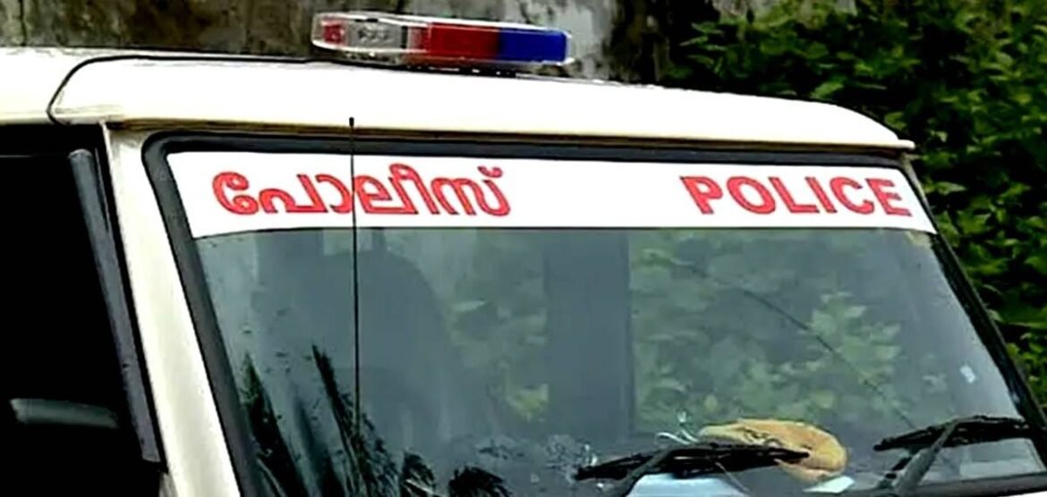 എംഎൽഎയുടെ പേഴ്സണൽ സ്റ്റാഫെന്ന് ചമഞ്ഞ് തട്ടിപ്പ്; മൂന്ന് പേർ അറസ്റ്റിൽ