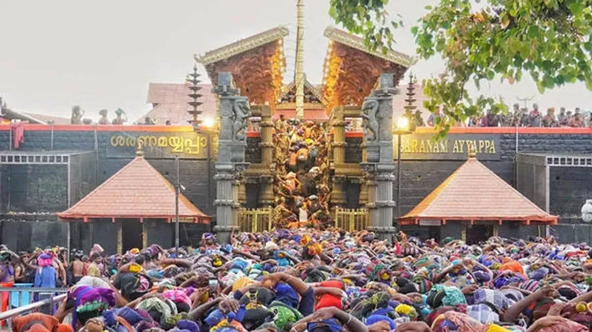 ശബരിമലയിൽ നിന്ന് 55 പവൻ സ്വർണ്ണക്കിരീടം കാണാതായതായി പരാതി